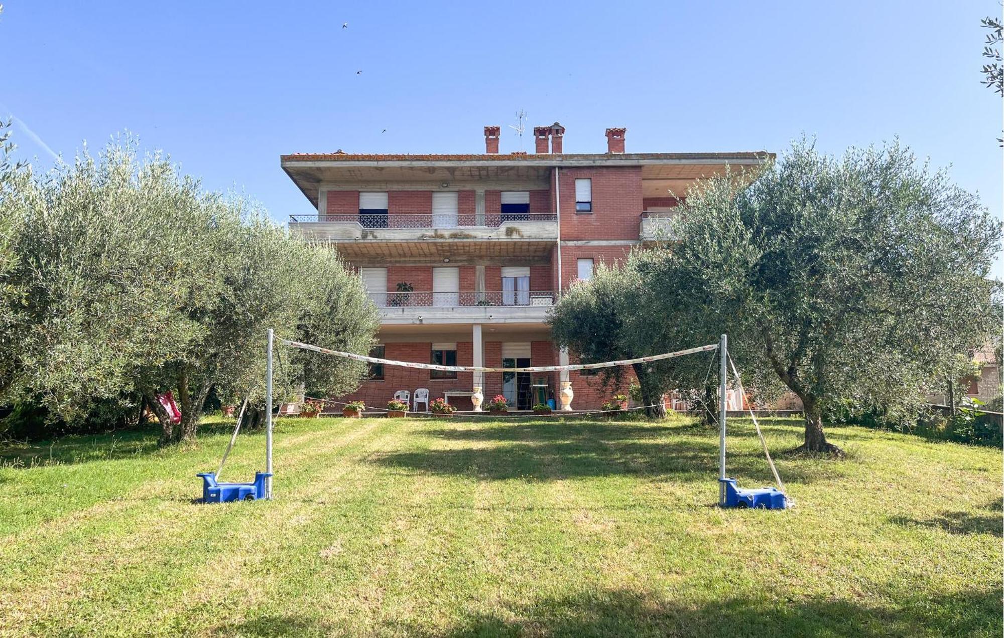Lovely Apartment In Tuoro Sul Trasimeno With Wifi Exterior foto