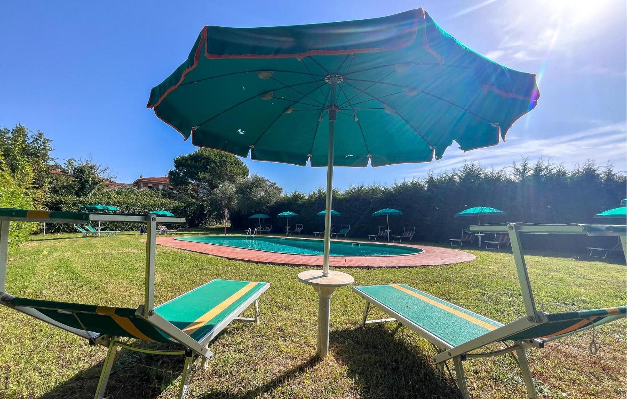 Lovely Apartment In Tuoro Sul Trasimeno With Wifi Exterior foto