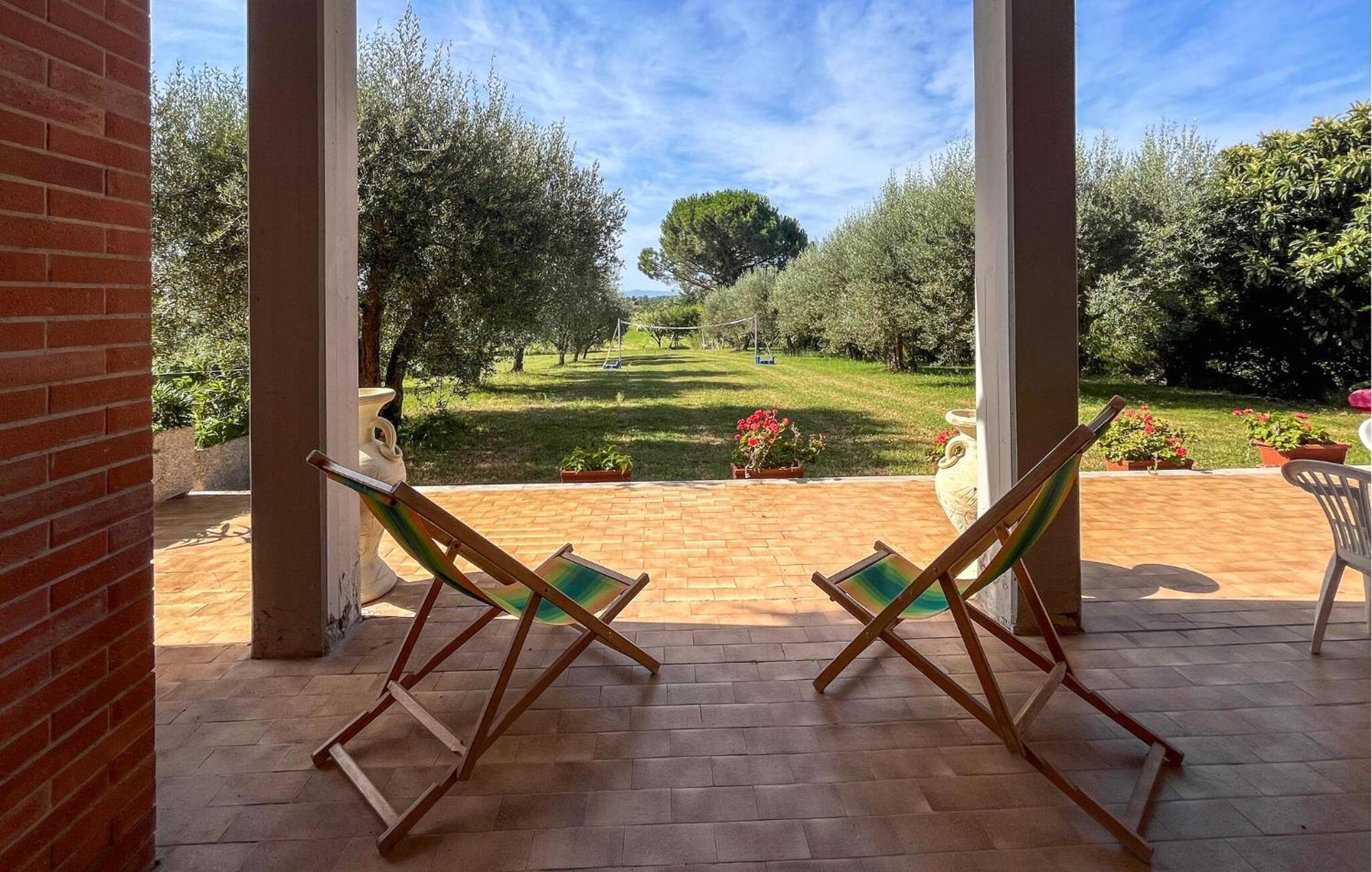 Lovely Apartment In Tuoro Sul Trasimeno With Wifi Exterior foto